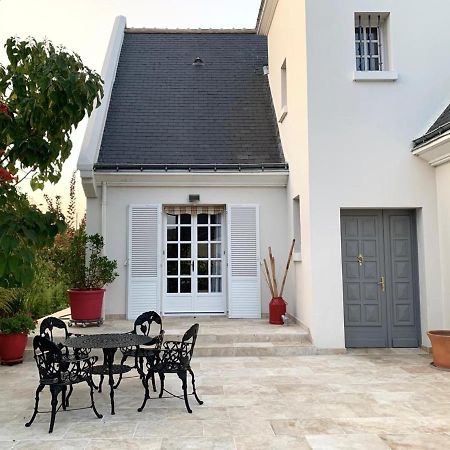 Bed and Breakfast La Tour De Saint Cyr Екстер'єр фото